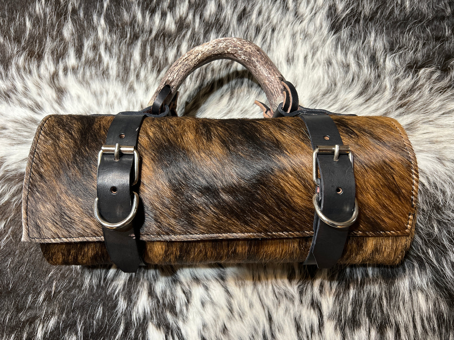 5 Person VK Dinning Set Bull Hide Roll