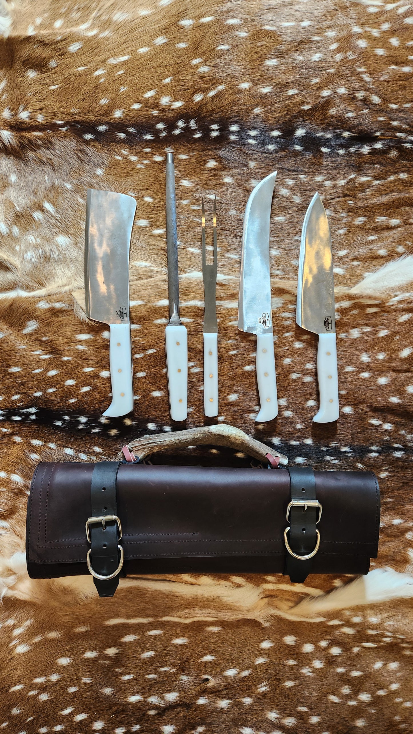 White Handle Grill Master Set