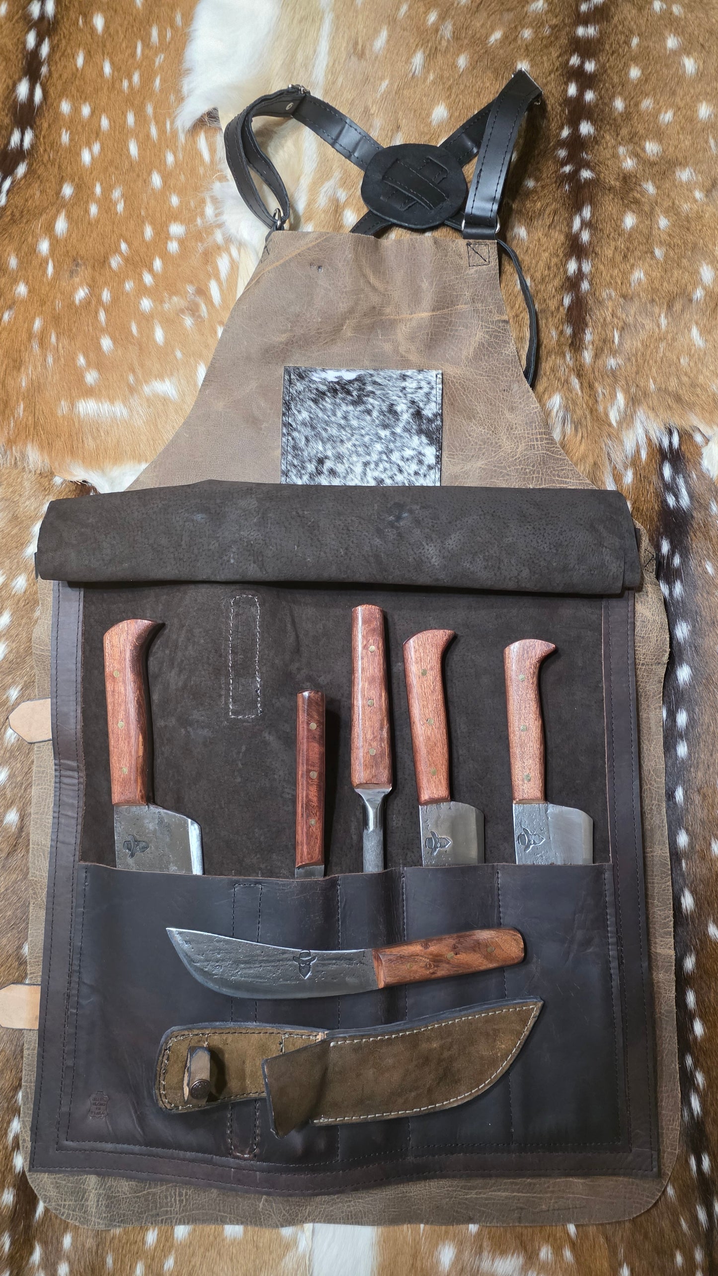 Aged Leather Apron Mesquite Set w/ Skinner